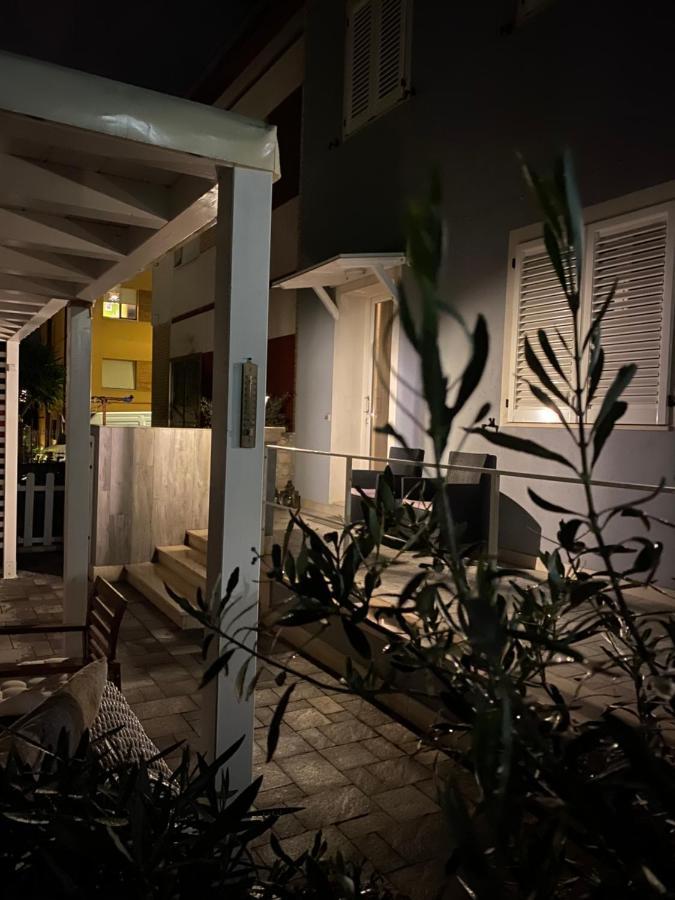 Alcivico3 Bed & Breakfast Civitanova Marche Bagian luar foto