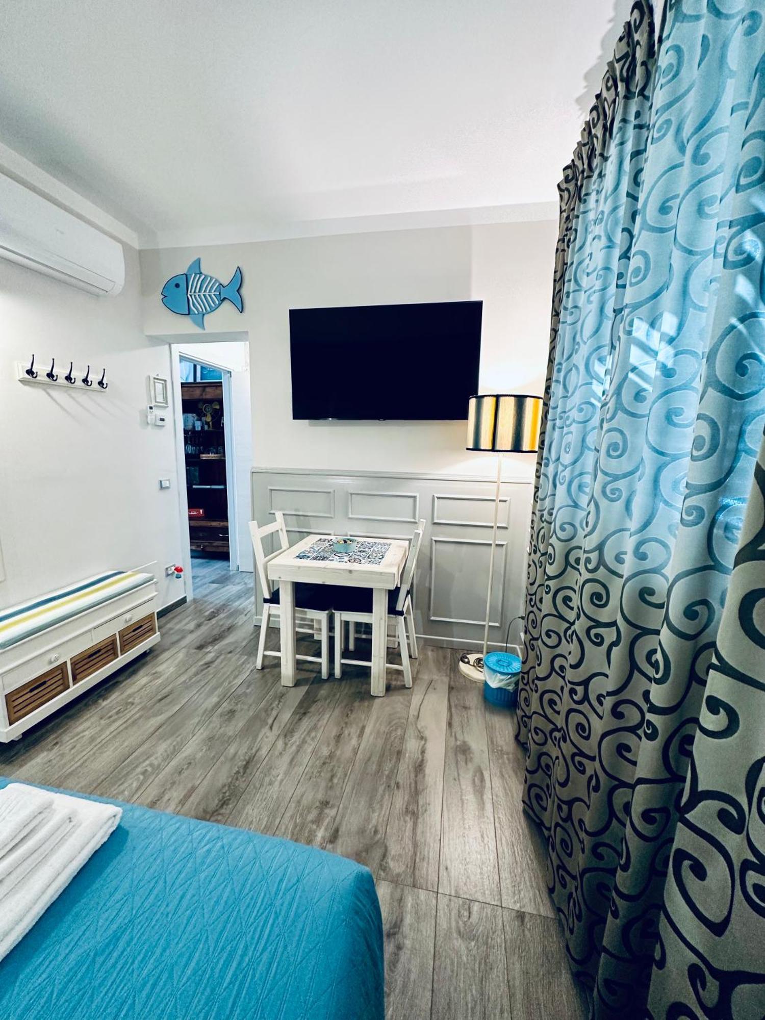 Alcivico3 Bed & Breakfast Civitanova Marche Bagian luar foto
