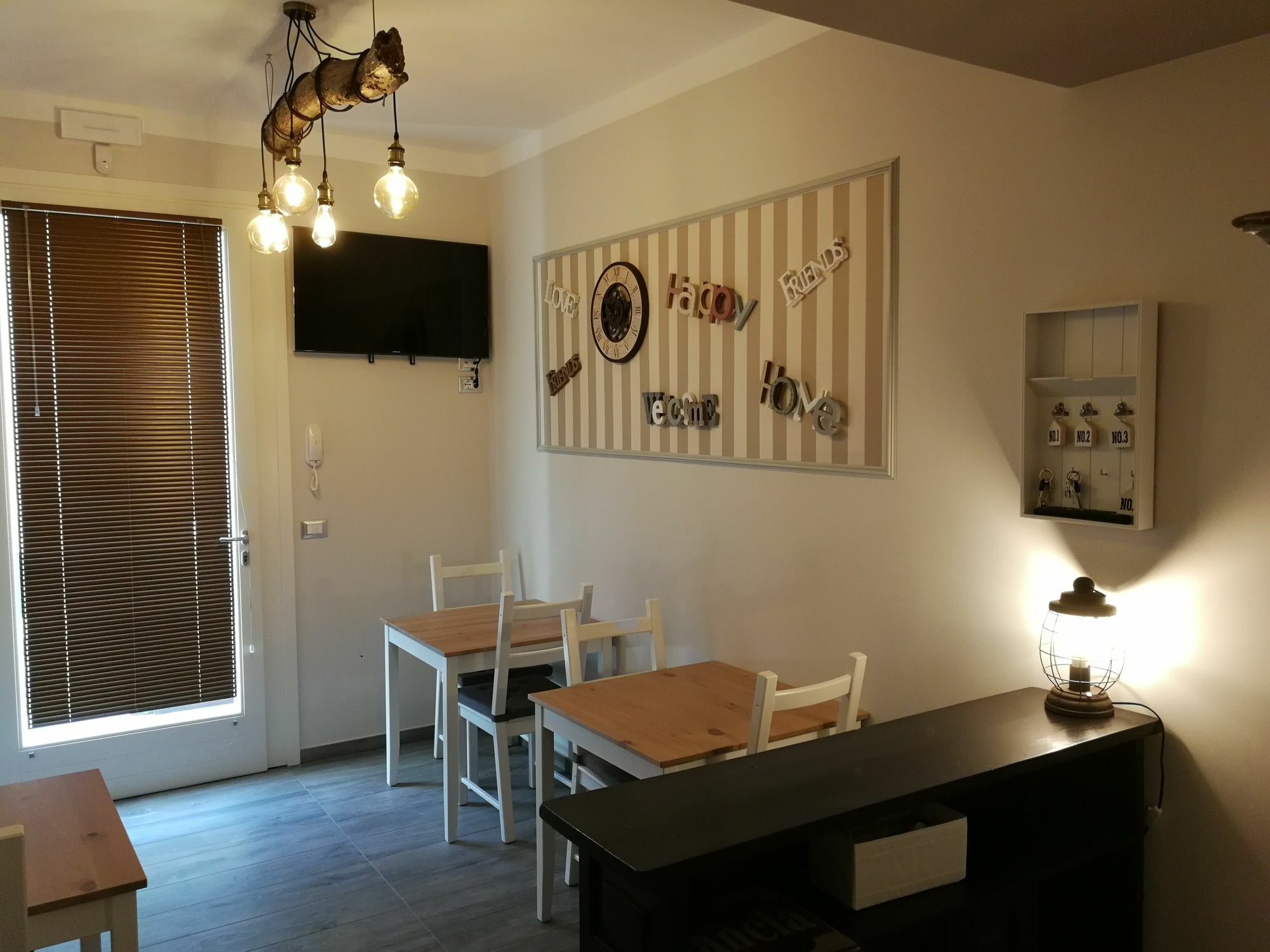 Alcivico3 Bed & Breakfast Civitanova Marche Bagian luar foto